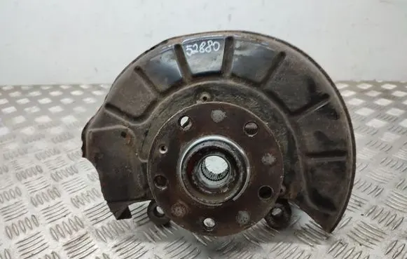 Volkswagen Tiguan Front wheel hub