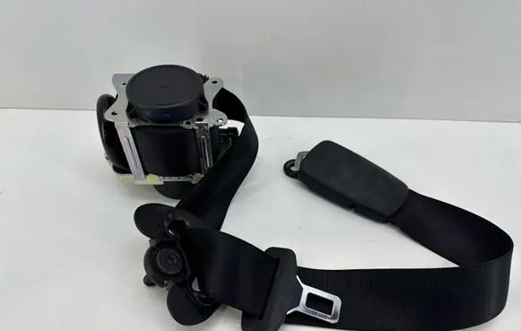 BMW 2 F45 Front seatbelt 7313303 012L0000 627941300