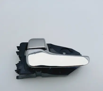 Mitsubishi Outlander Front door interior handle