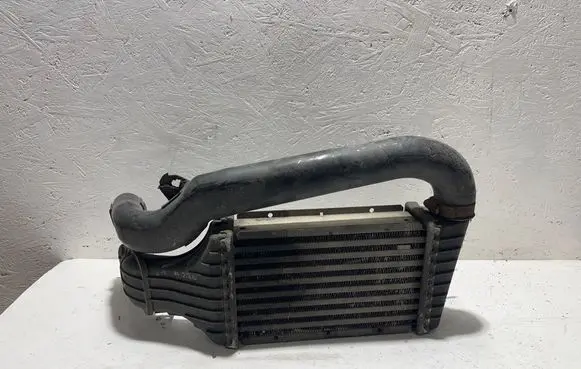 Opel Zafira A Intercooler radiator BEHR81770 24436438