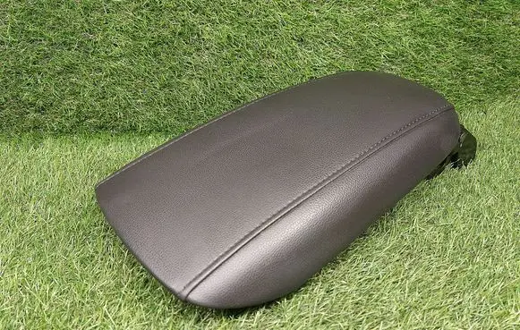 Ford Fusion II Armrest W2258C L0210263AA075B8 4333