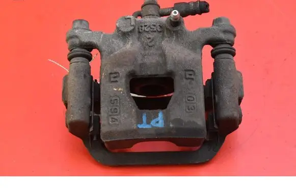 Nissan Pulsar Rear brake caliper