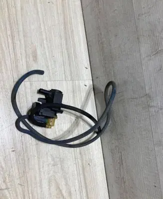 BMW 3 G20 G21 Valve vacuum 8589117 70693509