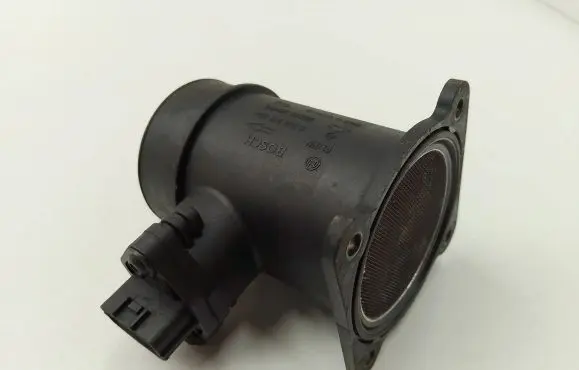 Nissan Primera Mass air flow meter 0280218094