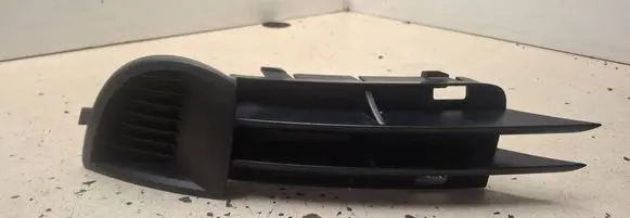 Audi A3 S3 8P Front bumper lower grill 8P3807681