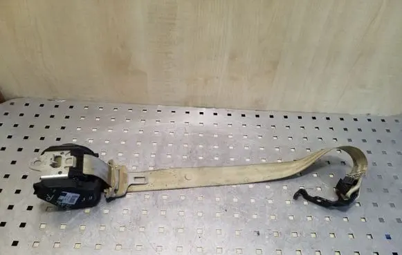 Audi A8 S8 D3 4E Rear seatbelt 4E0857806B