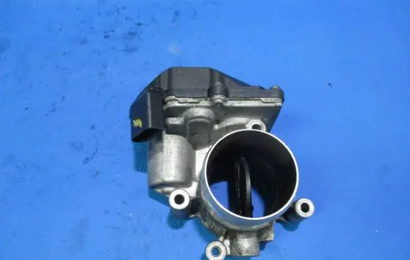 Skoda Superb B6 (3T) Throttle valve 03L128063E