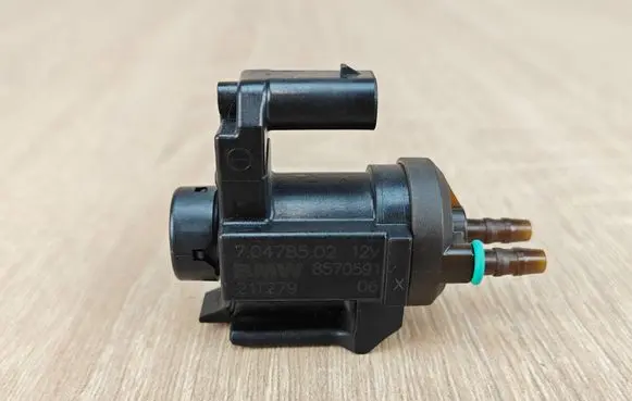 BMW 4 G22 G23 G24 G26 Vacuum valve 8570591