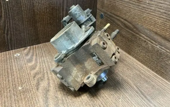 Ford Transit Fuel injection high pressure pump BK3Q9B395AE A2C53344441