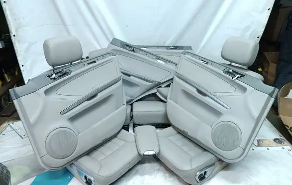 Mercedes-Benz ML W164 Seat and door cards trim set 