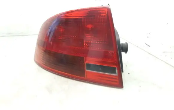 Audi A4 S4 B7 8E 8H Rear/tail lights 8E5945095