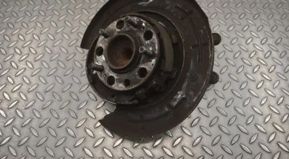 Hyundai Tucson TL Rear wheel hub