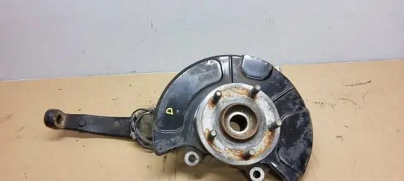 Jeep Grand Cherokee Rear wheel hub 68022615AB 56029447AF