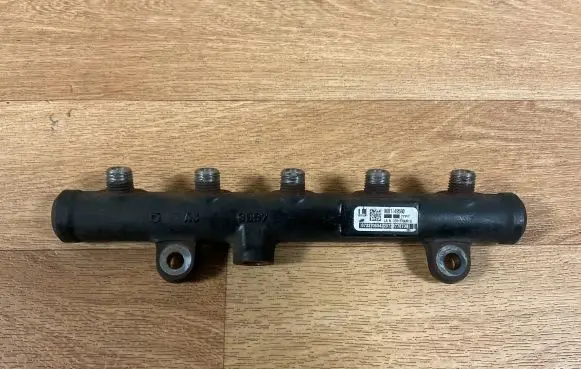 Citroen C5 Fuel main line pipe 9681649580 02654220707