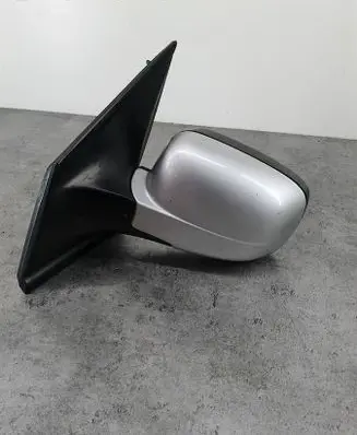 Front door electric wing mirror