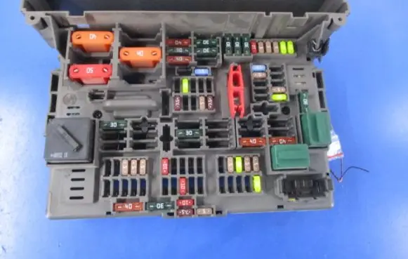 BMW 7 F01 F02 F03 F04 Fuse box set 9119446-03