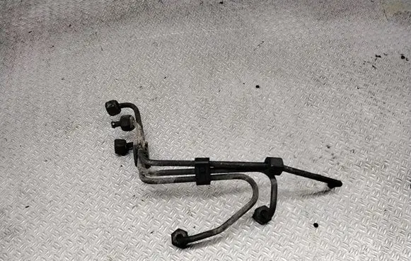 Volkswagen Transporter - Caravelle T4 Fuel injector supply line/pipe 
