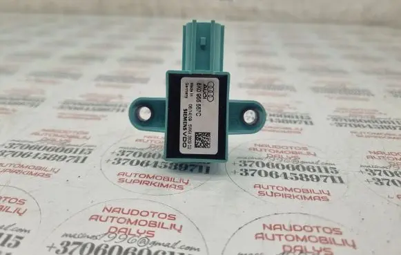 Audi A4 S4 B8 8K Airbag deployment crash/impact sensor 8K0955557C