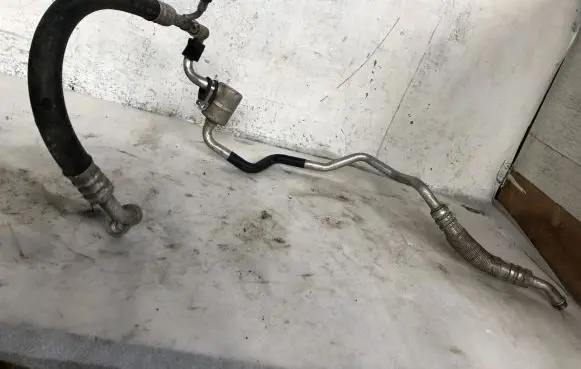 Volkswagen New Beetle Air conditioning (A/C) pipe/hose