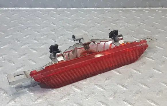 Toyota Corolla E120 E130 Third/center stoplight 52023