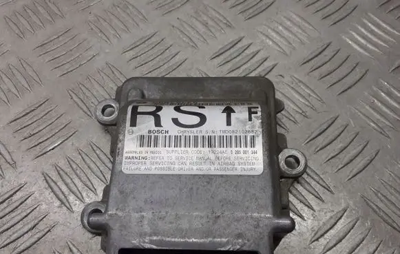 Chrysler Grand Voyager IV Airbag control unit/module 04686602AG