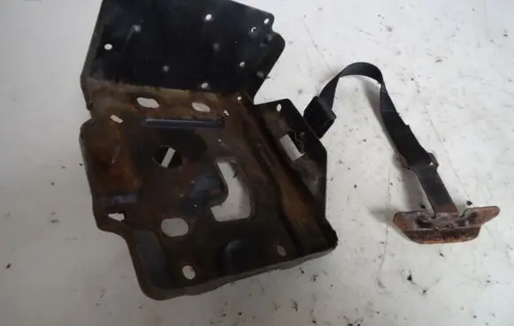 Fiat 500 Battery tray 