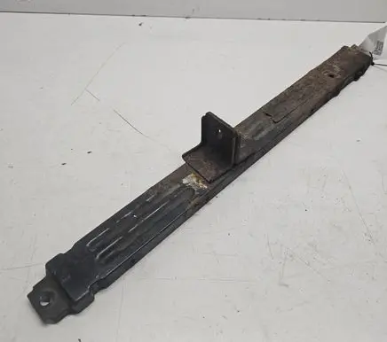 Radiator support slam panel bracket