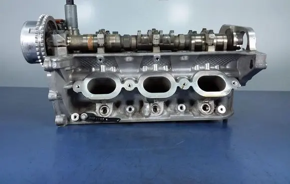 Porsche Panamera (970) Engine head 9461041055R