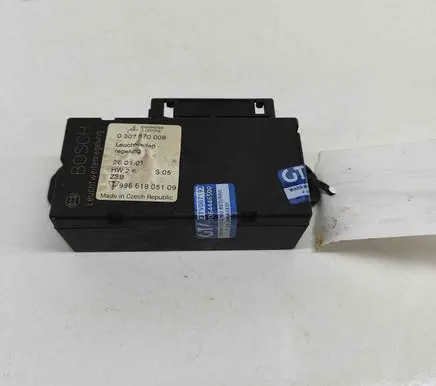 Porsche Boxster 986 Light module LCM 99661805109 0307870008
