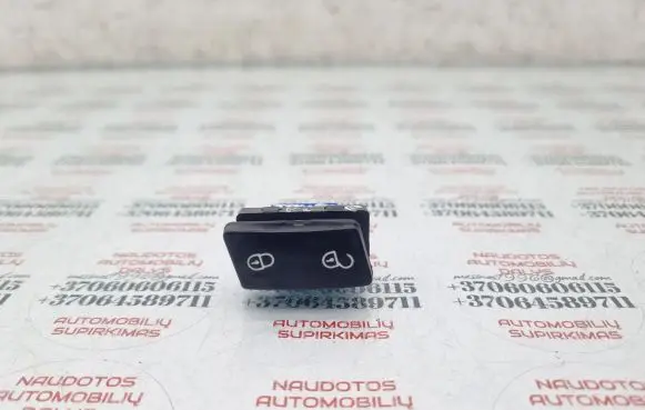 Volkswagen Touran II Central locking switch button 1T0962125B