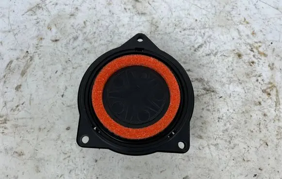 Maserati Levante Front door high frequency speaker 670002118