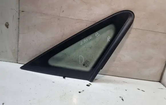 Opel Zafira B Front triangle window/glass DOT24AS2M19 E000255 43R007951