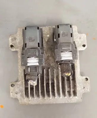 Opel Corsa D Engine control unit/module 55577835