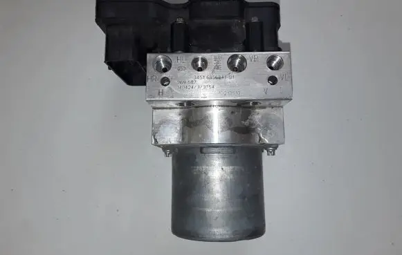 BMW 5 F10 F11 ABS Pump 686832701