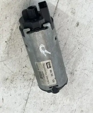 Opel Vectra C Seat adjustment motor 9454736Q 040313B