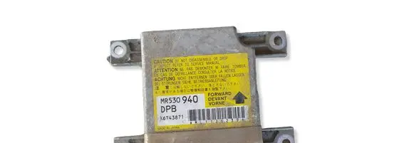 Mitsubishi Pajero Pinin Airbag control unit/module MR530940 X6T43871