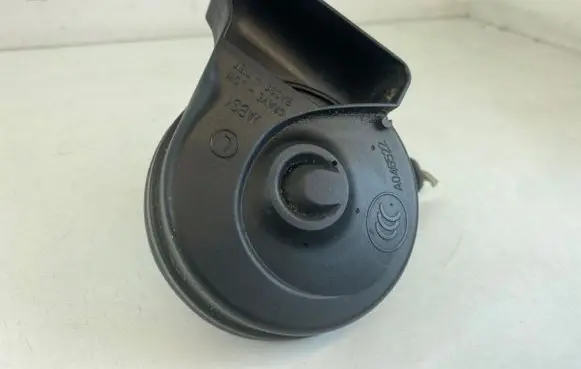 Volkswagen PASSAT CC Horn signal 7N0951221A 192097