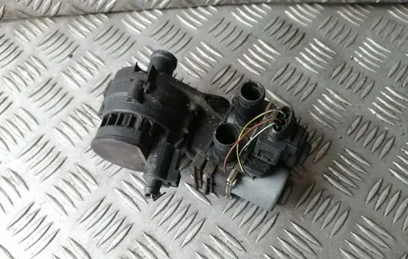 Audi A6 S6 C6 4F Coolant heater control valve 0392023007