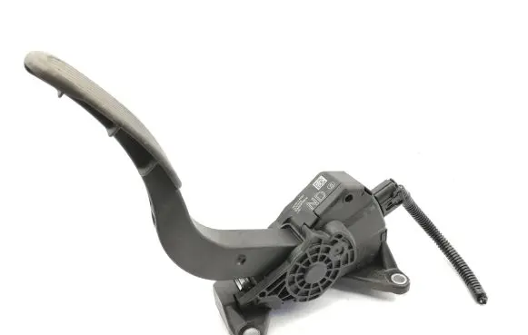 Toyota C-HR I Accelerator throttle pedal 78110F4020
