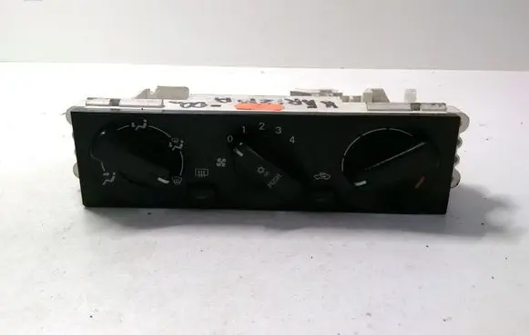 Mitsubishi Carisma Climate control unit MR360465