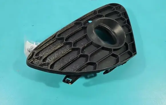 Alfa Romeo Giulietta Front fog light trim/grill 156085908SX IMPRK1531201
