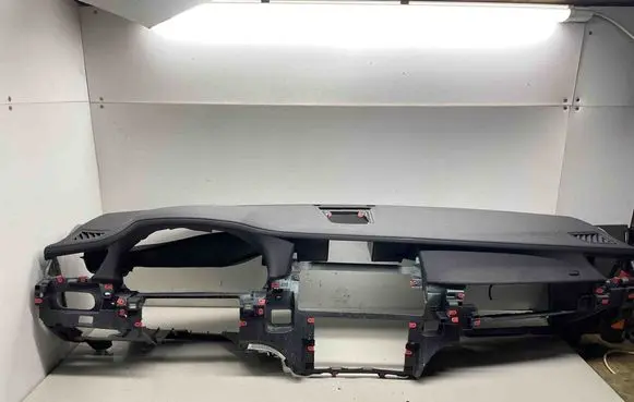 BMW 7 F01 F02 F03 F04 Dashboard 9160068 12B282BB0092V