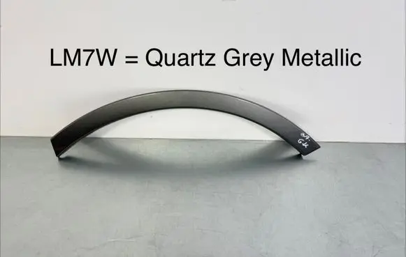 Audi Q7 4M Rear arch trim 4M0853817A