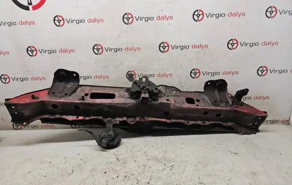 Toyota Yaris Top upper radiator support slam panel