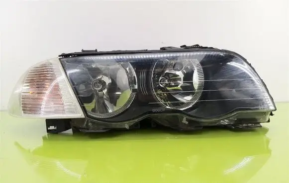BMW 3 E46 Headlight/headlamp 