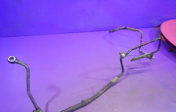 Volkswagen Golf IV Power steering hose/pipe/line