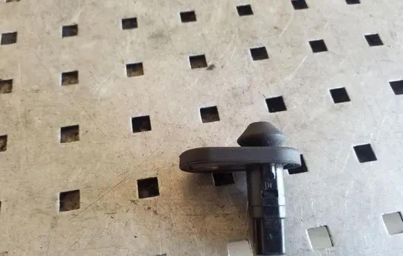 Toyota RAV 4 (XA20) Front door sensor 