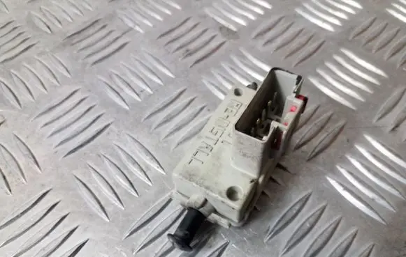 Jeep Cherokee III KJ Brake pedal sensor switch 56045043AG