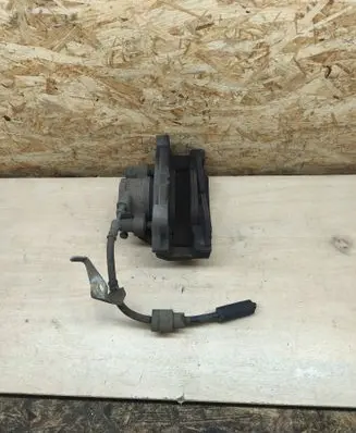 Volvo S90, V90 Front brake caliper 31381551