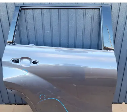 Toyota Highlander XU70 Rear door